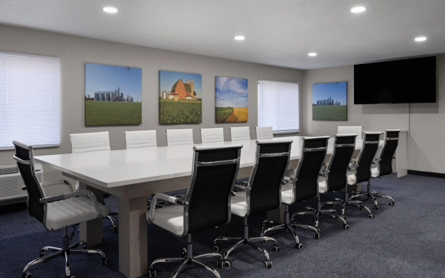 Baymont by Wyndham Davenport