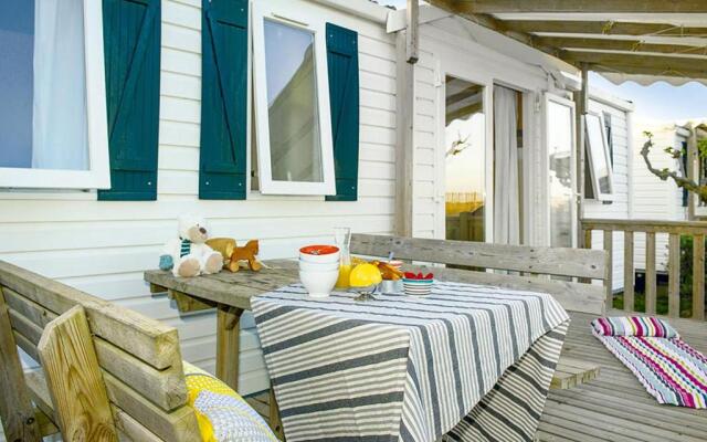 Mobilhome Climatisé 3ch 6p Dans Parc Des 7 Fonts