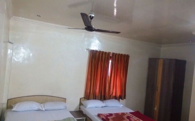 Hotel Aradhana Lodging