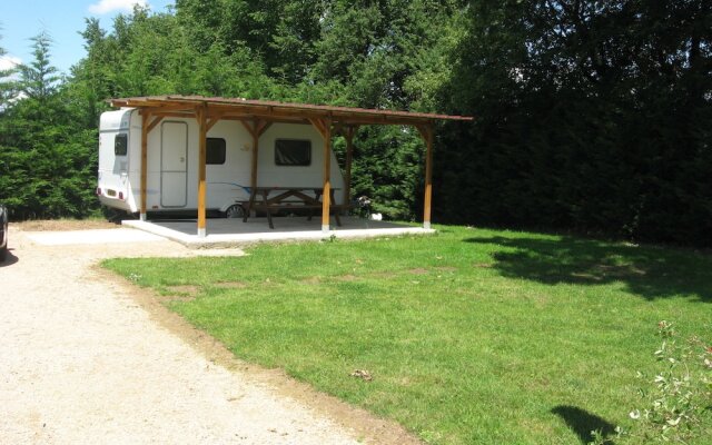 Camping A La Ferme De Cornaton