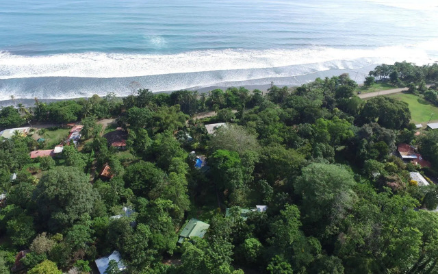 Playa Negra Guesthouse
