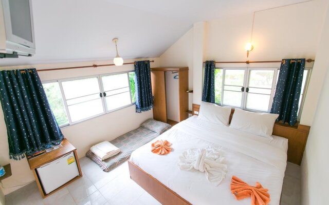 Sea Scene House's – Guest Rooms – Bang Saphan