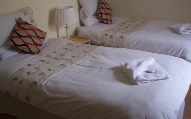 Dalesway Hotel