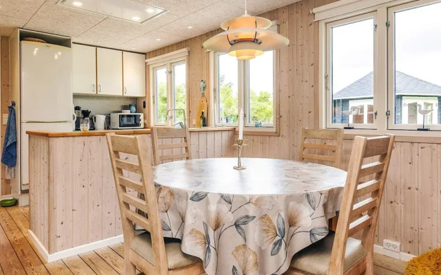 Lovely Holiday Home in LÃ¸nstrup near Sea