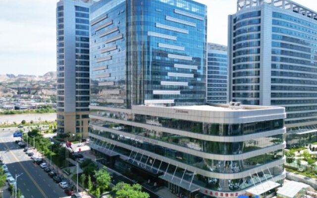 HuangHe Greater China Hotel(LanZhou Yantan High-tech zone)