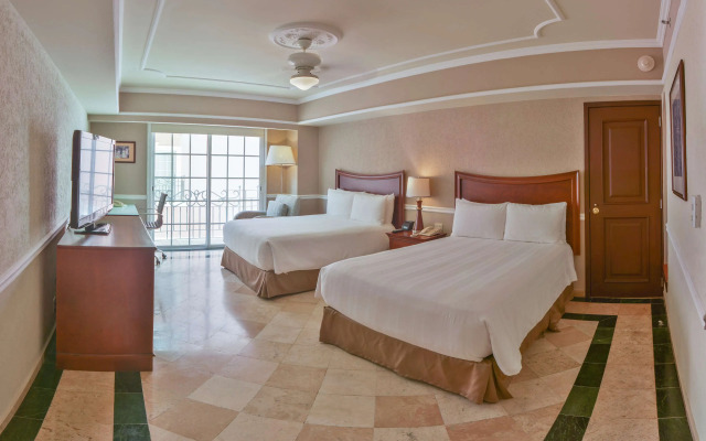 Villa Mercedes Merida, Curio Collection by Hilton