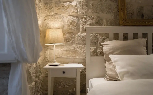Luxury Apartment Lina - II