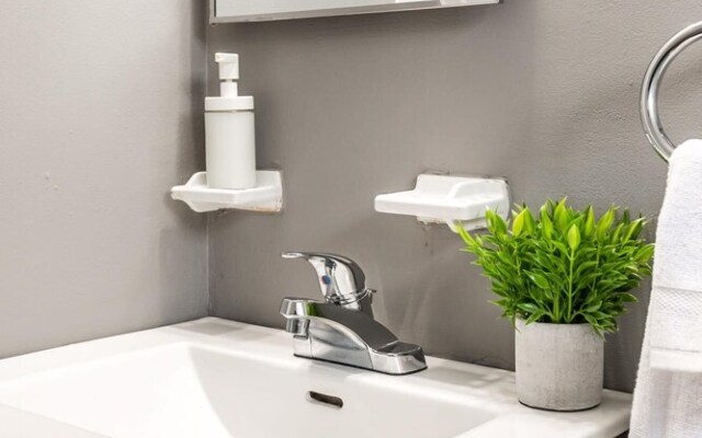 Cozy 1BR Apartment - Near DT Hamilton