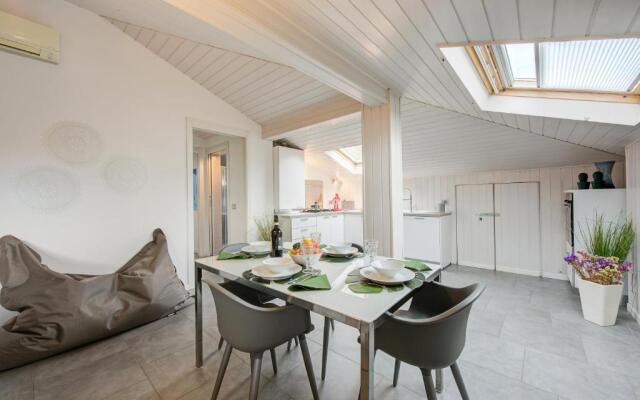 White Paradise Rooftop Stunning Lake View