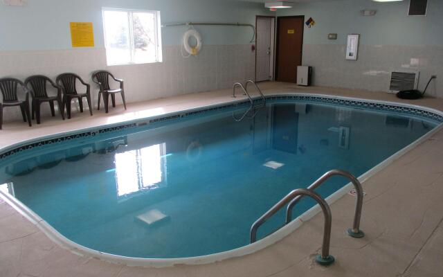 SureStay Plus Hotel by Best Western Bettendorf