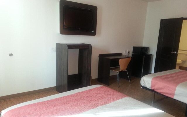 Motel 6 Los Angeles - Bell Gardens