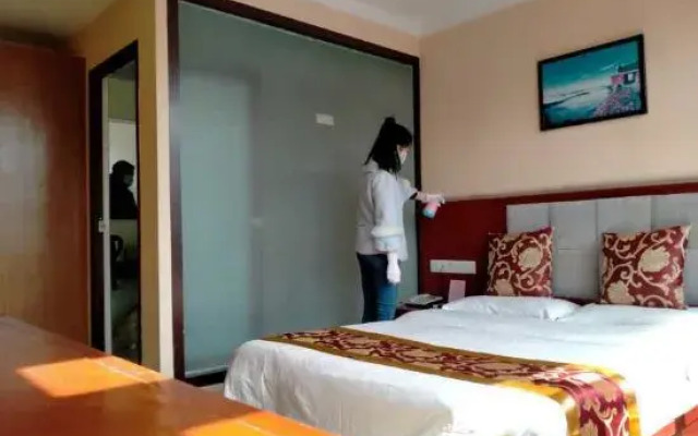 Tianyi Holiday Hotel