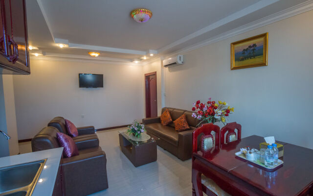 Good Luck Day Hotel