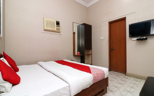 OYO 23721 Bd Guest House