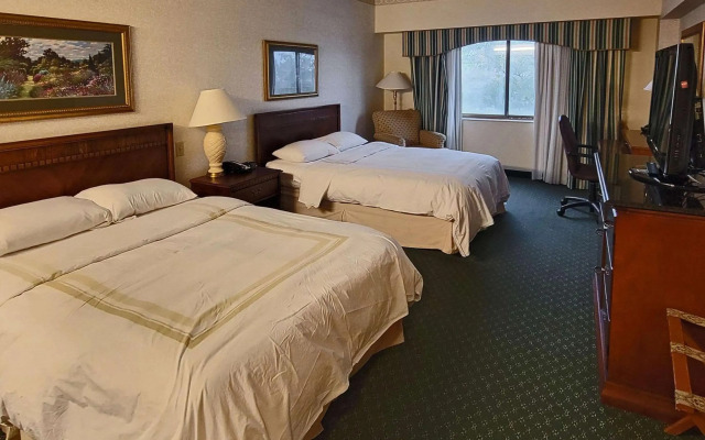 Radisson Hotel Cedar Rapids