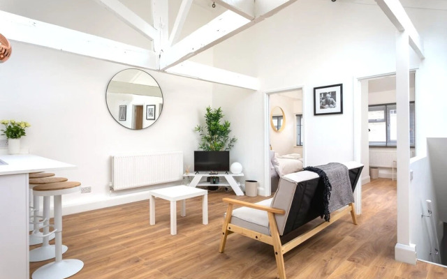 The Loft Lansdown Place Lane
