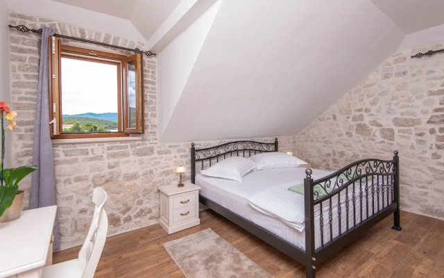 Holiday Villa Lovište Paradise