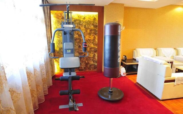 Fengcheng Hotel