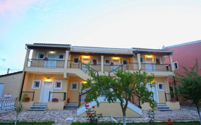 Zefiros Apartments