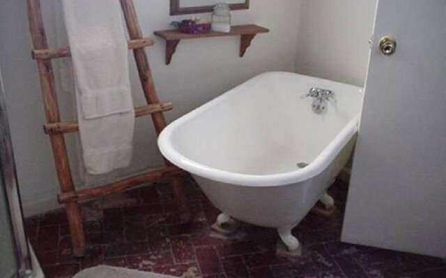 Hacienda Vargas Bed and Breakfast