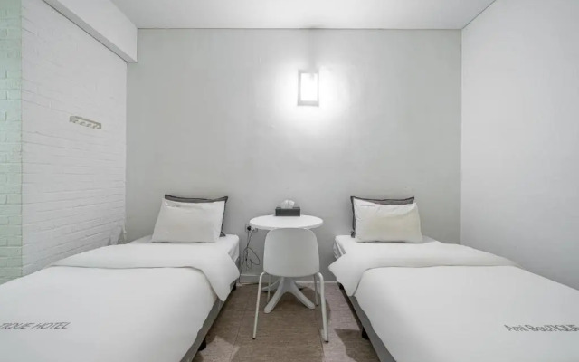 AMI Boutique Hotel