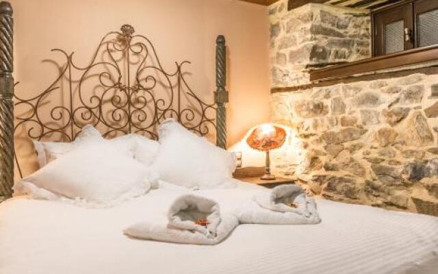 Iliopetra Suites