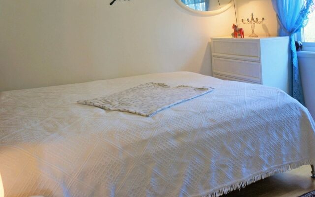 4 Person Holiday Home in Sjuntorp