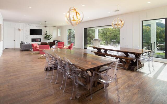 The White House on the Horseshoe