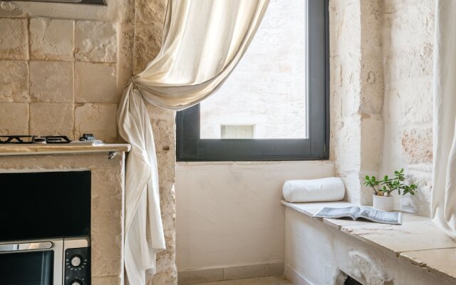 House 112 by Wonderful Italy