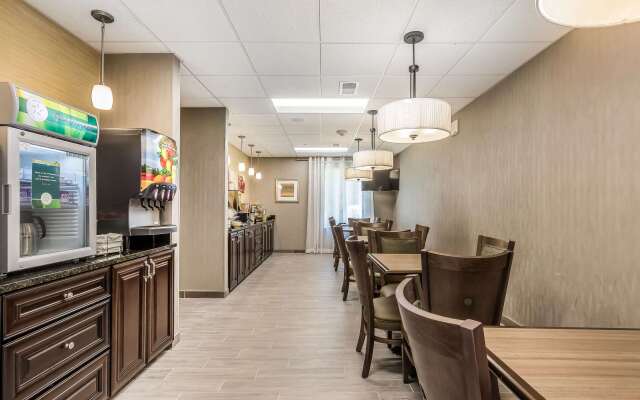 Quality Inn Pleasant View