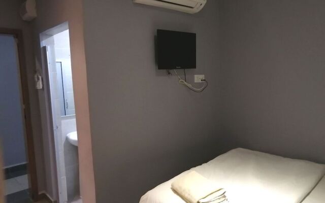 FullHouse Motel-Langkawi