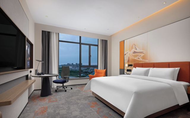 Hampton by Hilton Guangzhou Xintang Railway Station