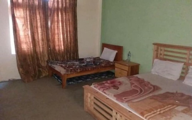 Hotel Kehkashan