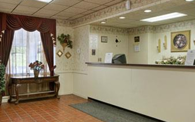 Days Inn Hotel & Conference Center - Meadville