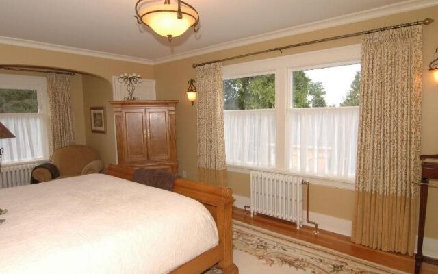 Haddon House Bed & Breakfast