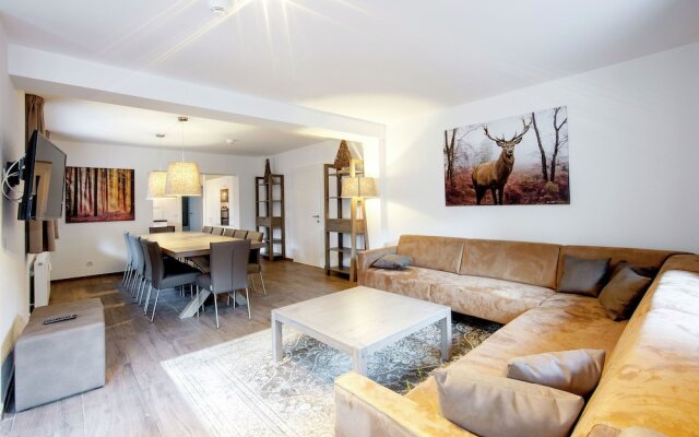 Luxurious Apartment in Finkenberg Near Ski Area