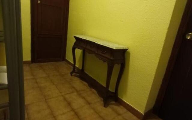 27-4-BJ- HABITACION para 2 personas