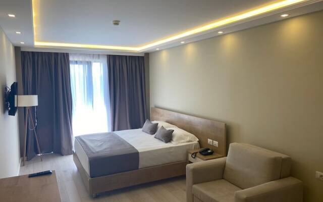 Amber Hotel Albania
