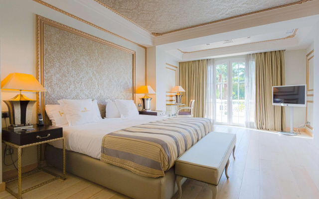 Las Dunas Grand Luxury Hotel