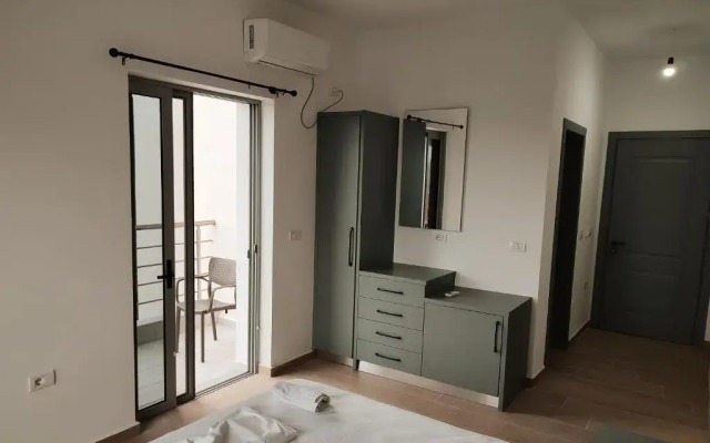 Petros rooms