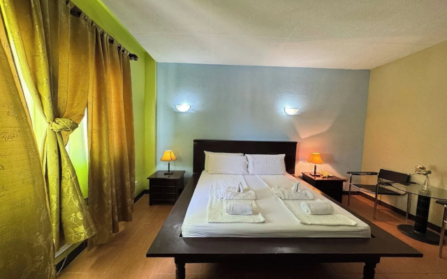 Ovemar Resort Hotel Near Vigan