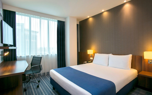 Holiday Inn Express Amsterdam - South by IHG