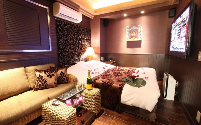 LUSSO CROCE URBAN RESORT - Adult Only