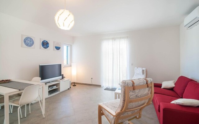 Nice Apartment in Postira With Wifi and 2 Bedrooms