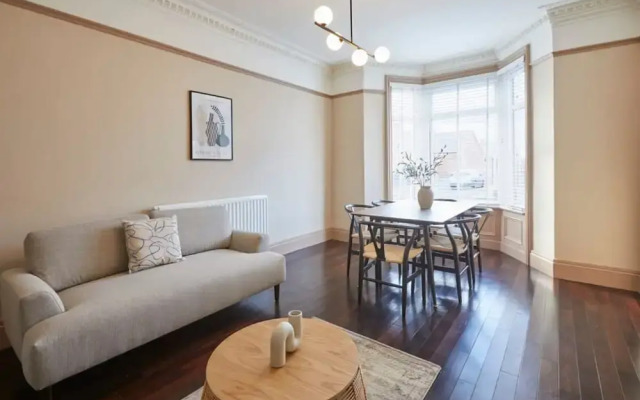 Host Stay Park House