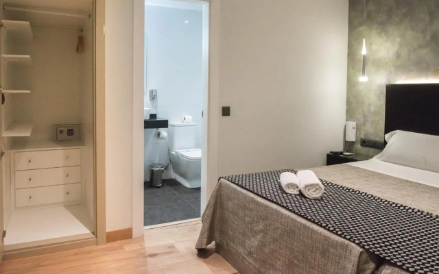 DAOS Suites Terrace Marbella