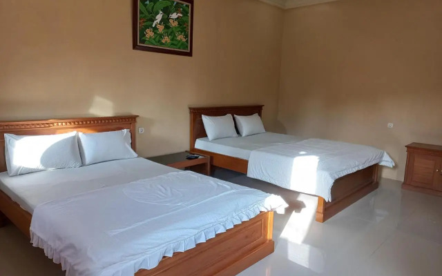 Nusawiru Guest House