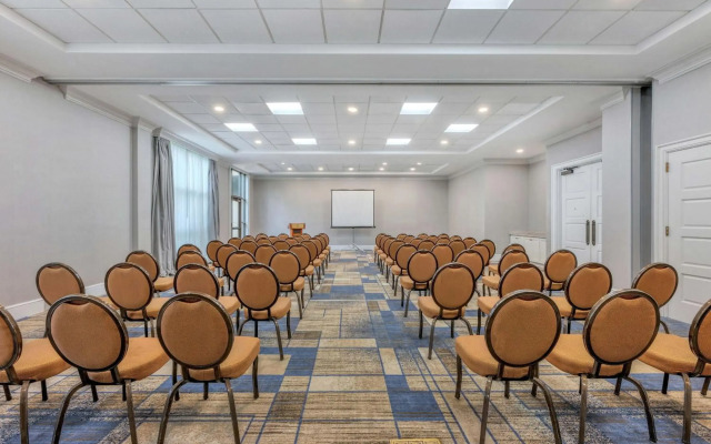 Sheraton Tarrytown Hotel