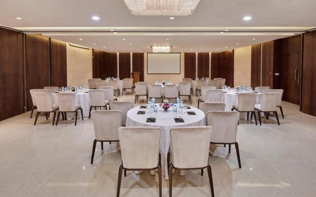 Goldfinch Hotel Mumbai