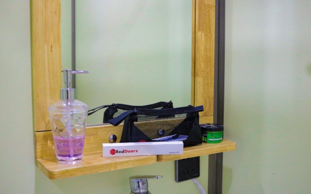 RedDoorz Plus @ AS Fortuna Cebu